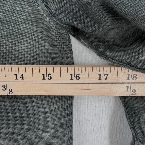 JUICY COUTURE Cardigan Sweater Womens XS Gray Merino Wool Ruffle One Button - Picture 15 of 16